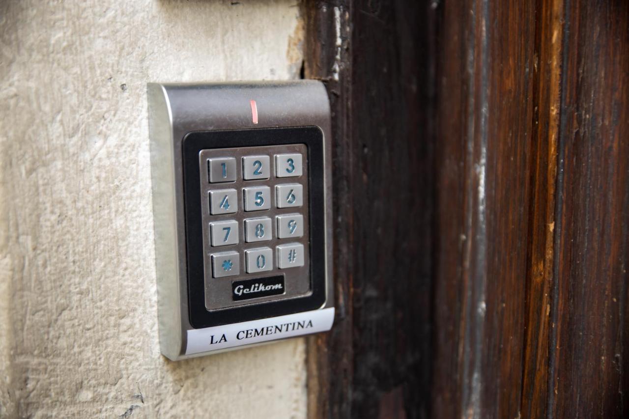 La Cementina Apartment Bari Exterior photo